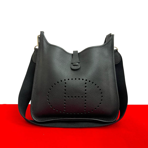 Hermes Evelyne II Taurillon Clemence Shoulder Bag